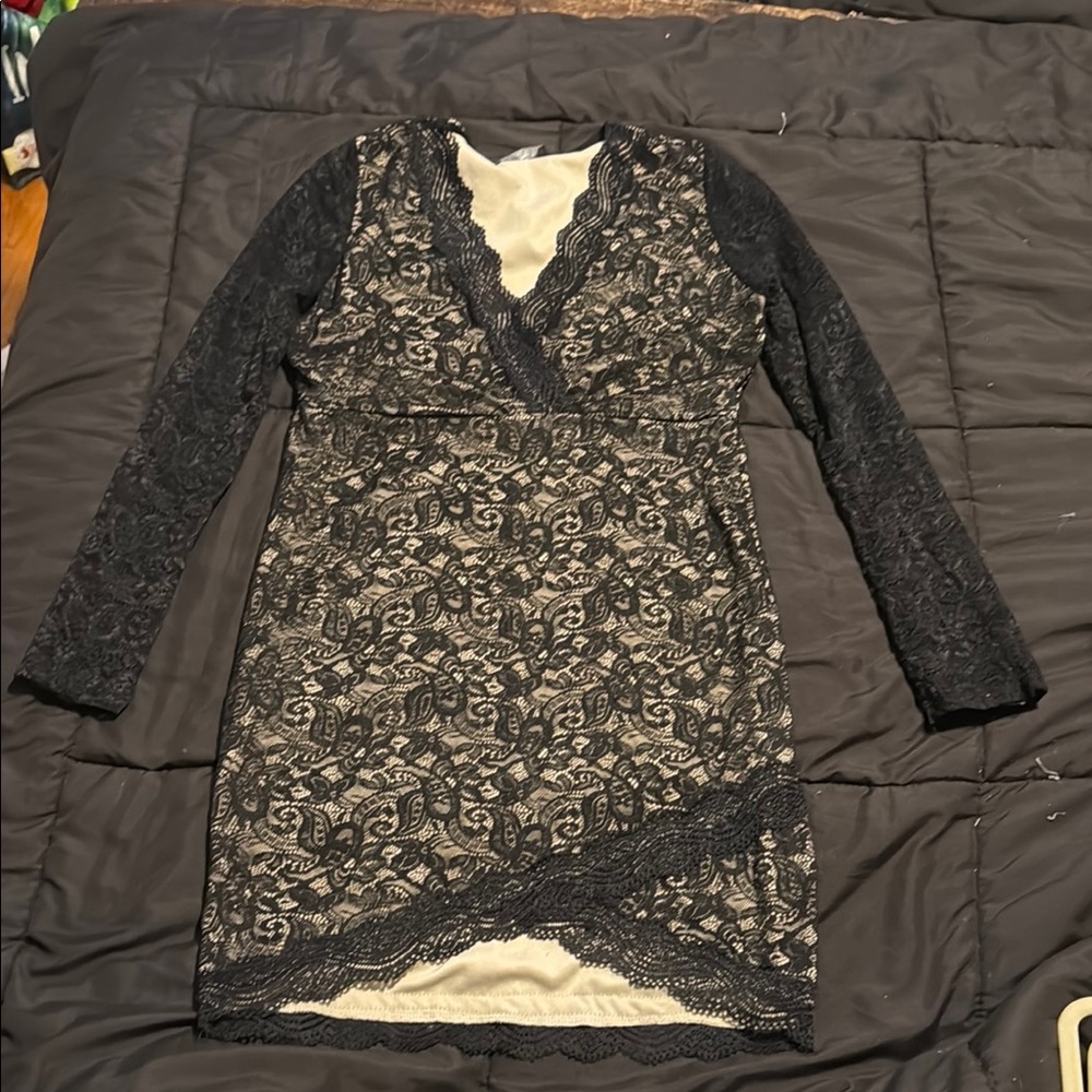 Black Lace Long Sleeve Dress